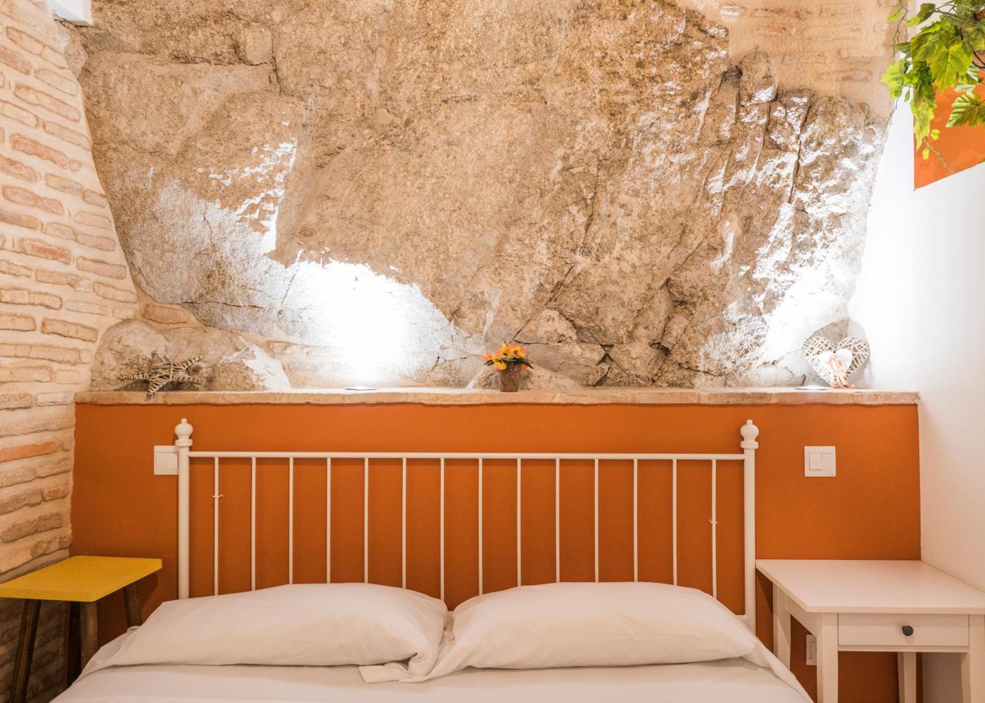 El Aljibe De San Cipriano - Apartamentos Aloha Толедо Экстерьер фото